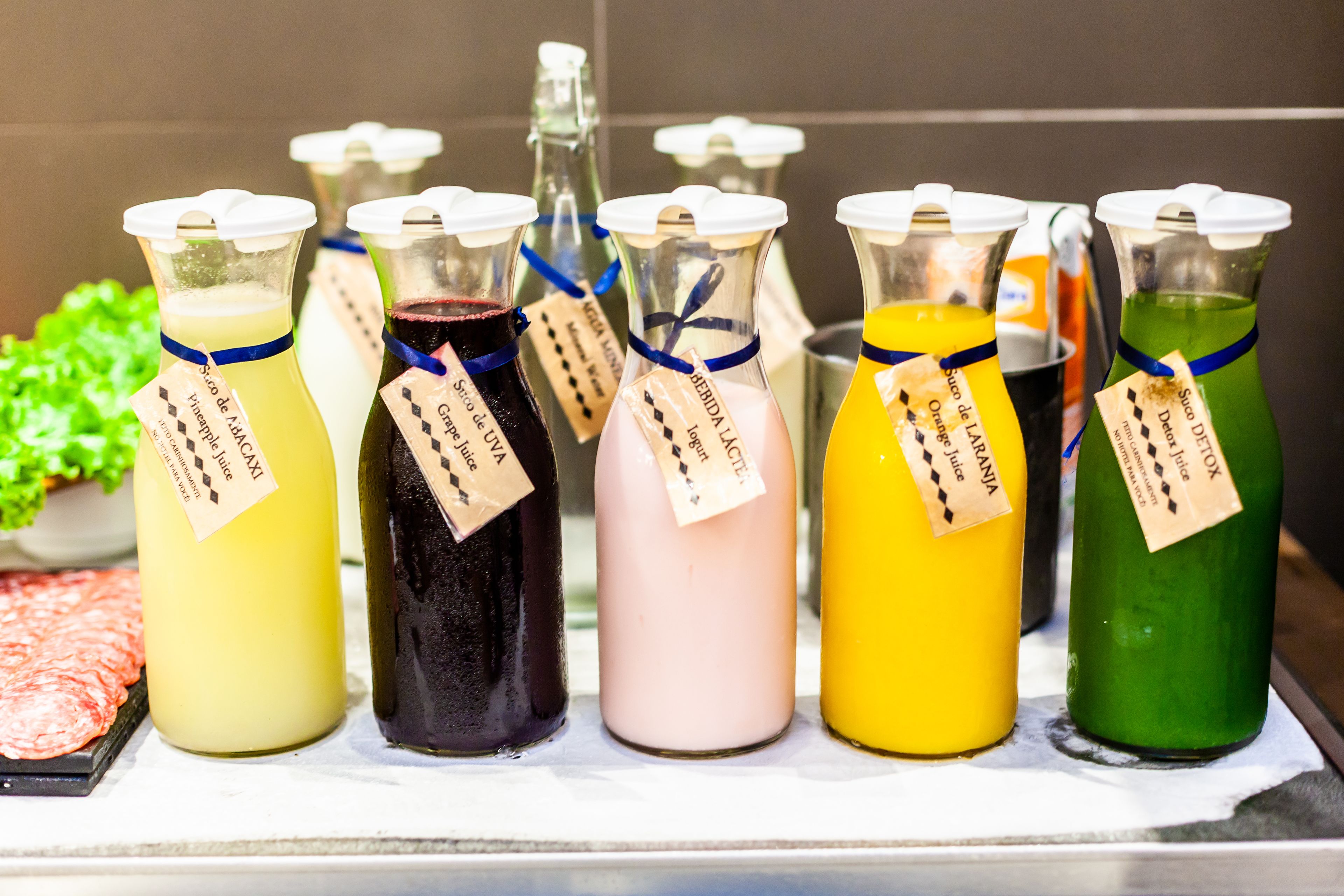 daily buffet breakfast (brl 70.00 per person)