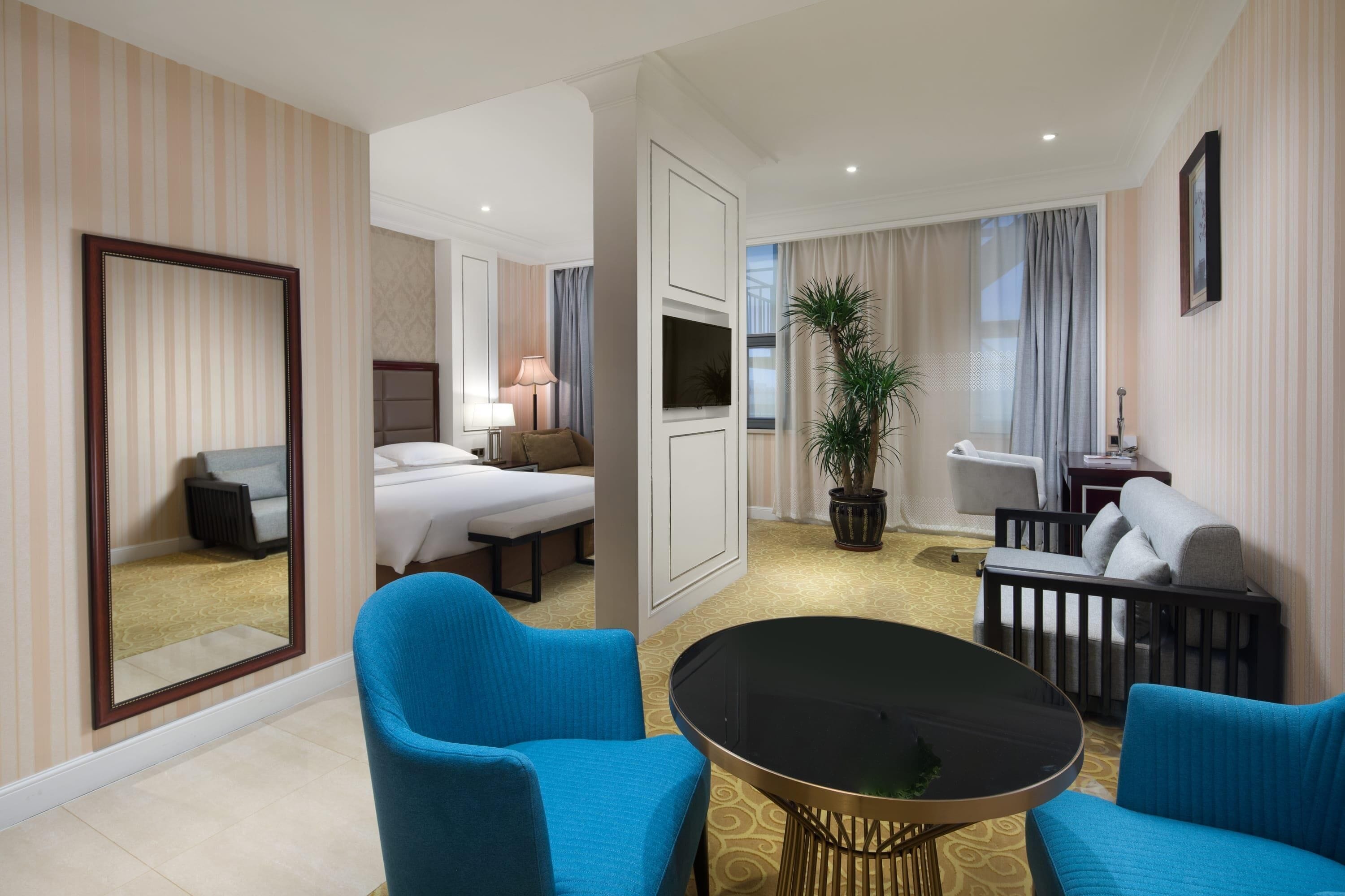 Superior Suite, 1 King Bed, Non Smoking | Down duvets, pillow-top beds, minibar, in-room safe