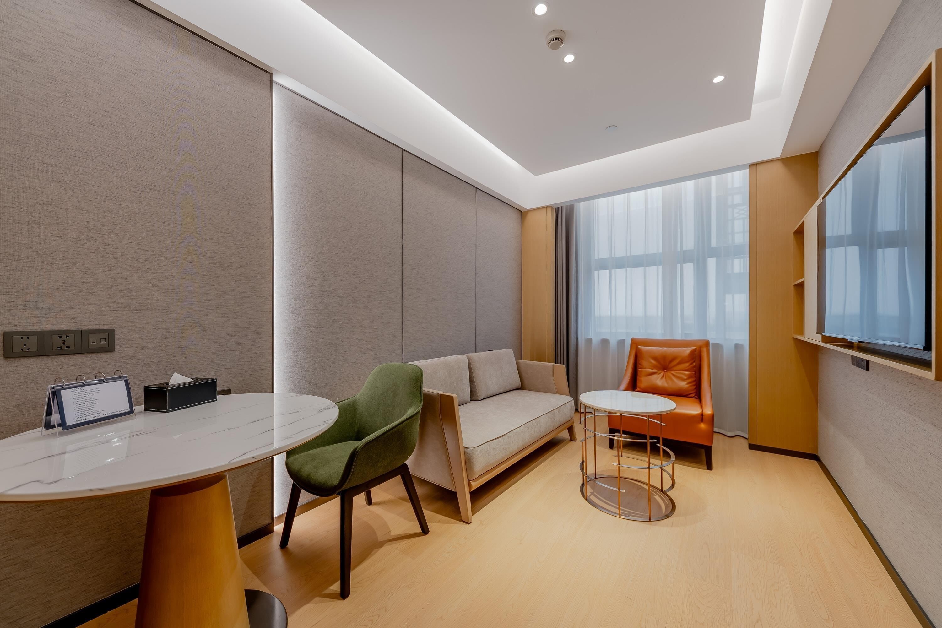 Deluxe Suite, 1 King Bed, Non Smoking