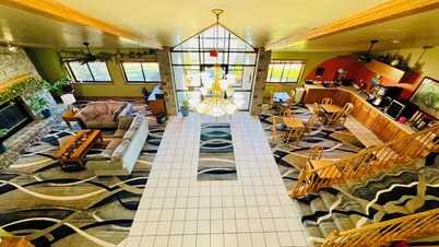 Regency Inn And Suites