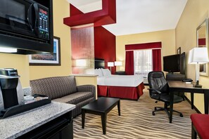 Suite, 1 King Bed | In-room safe, desk, iron/ironing board, free cots/infant beds - Holiday Inn Express & Suites Cotulla by IHG (Cotulla)