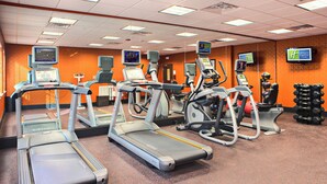 A fitness center with treadmills, elliptical machines, and a weight stack. - Holiday Inn Express & Suites Cotulla by IHG (Cotulla)