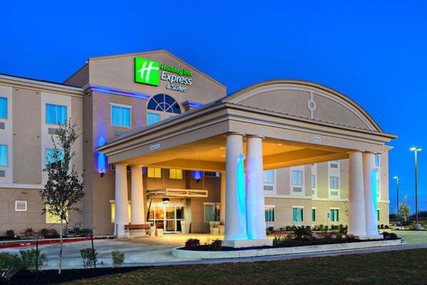 Exterior - Holiday Inn Express & Suites Cotulla by IHG (Cotulla)