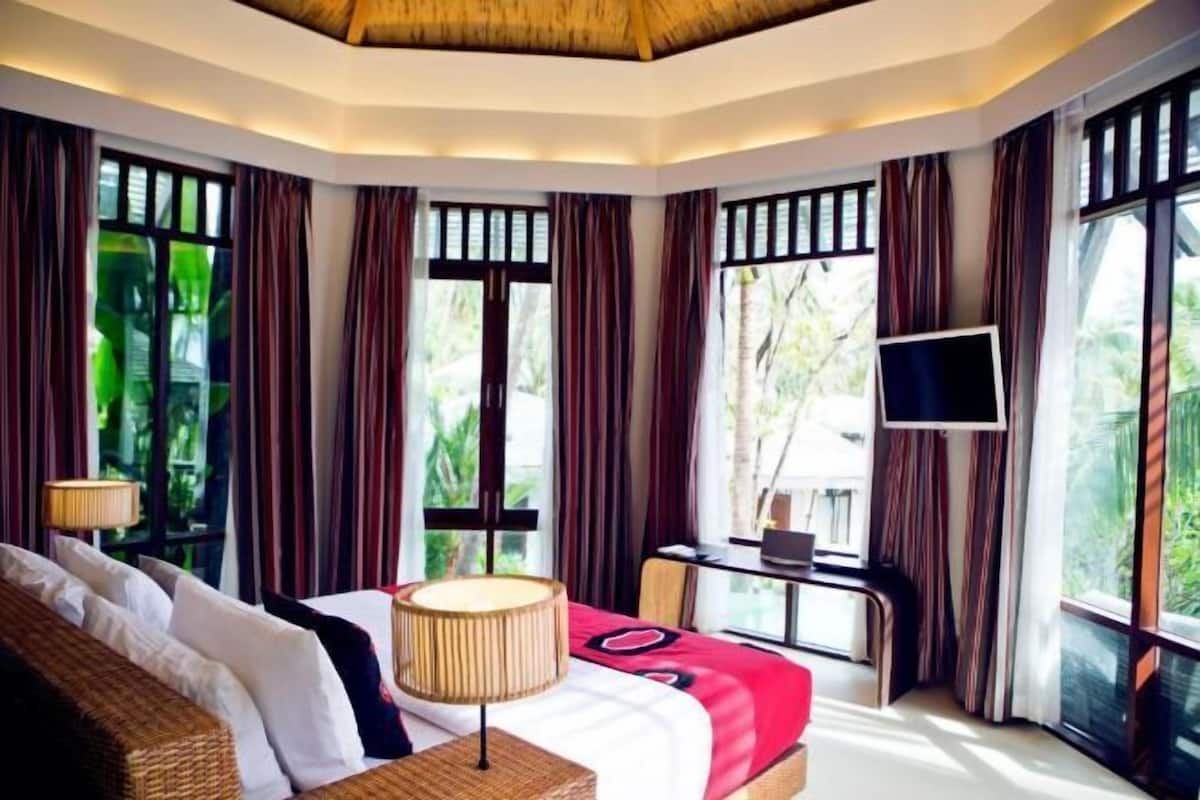 2 bedrooms, free minibar, in-room safe, desk