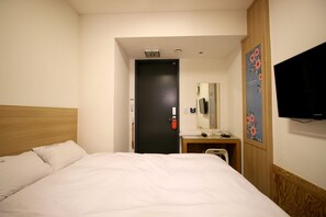 Standard-Doppelzimmer, ohne Fenster | Zimmersafe, kostenloses WLAN, Bettwäsche