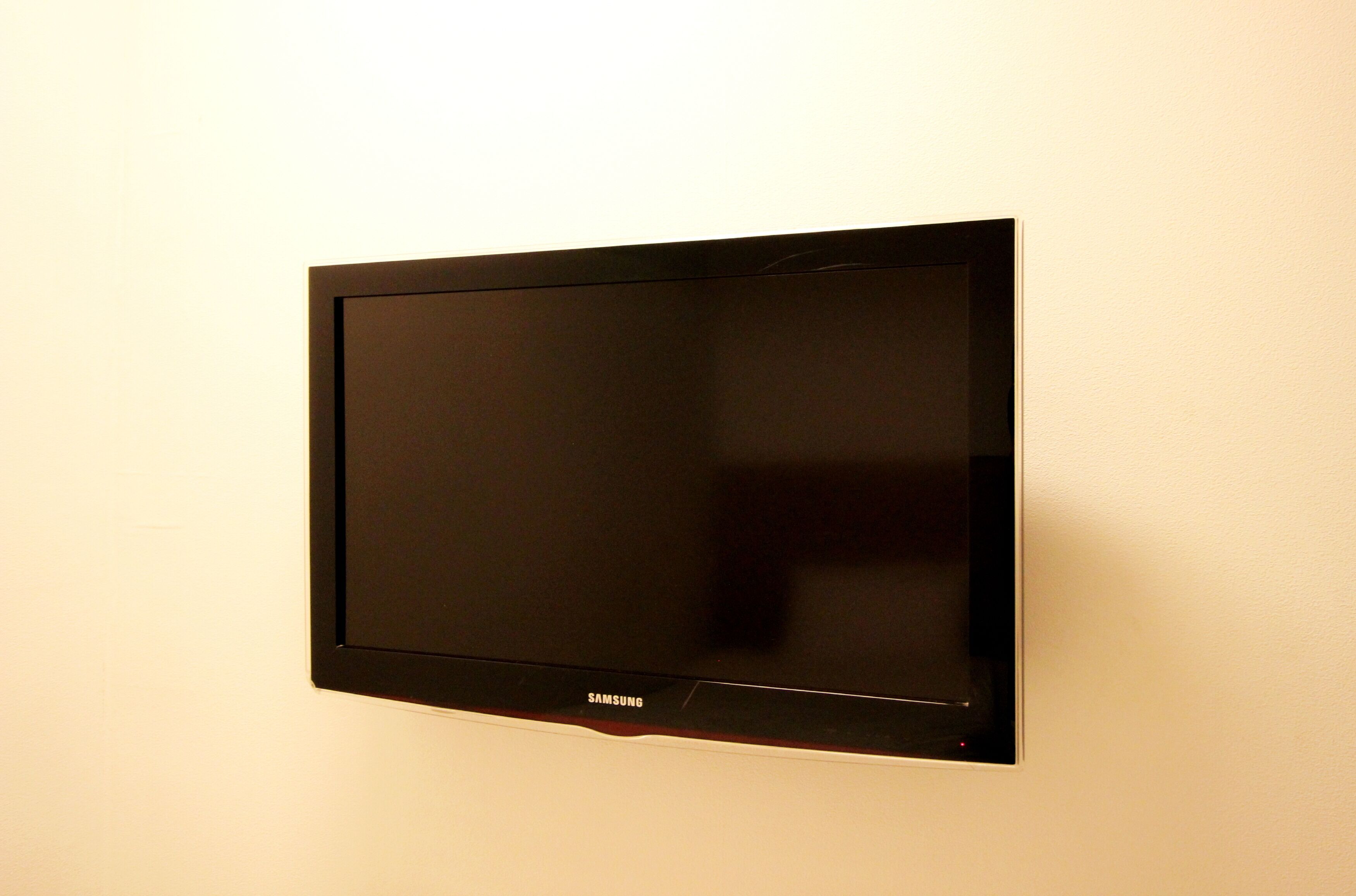 in-room safe, free wifi, bed sheets