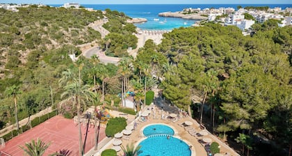 Grupotel Cala Marsal Natura Hotel