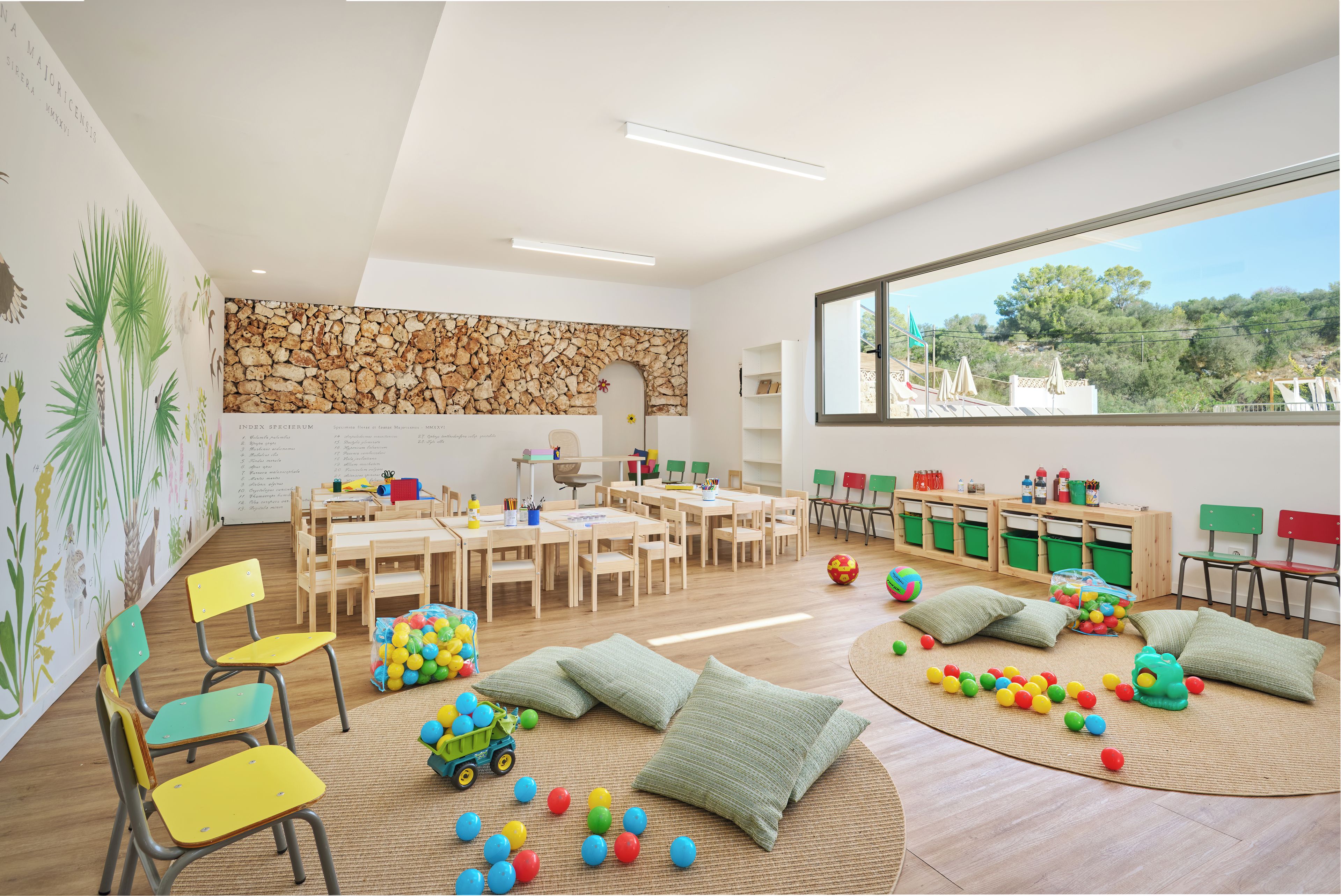 Children's play area - indoor