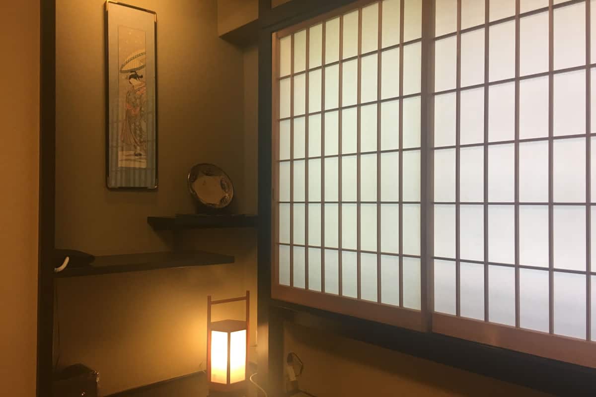 Down duvets, in-room safe, blackout curtains, free WiFi