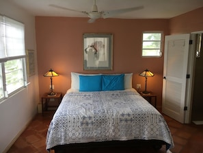 Suite Deluxe, 1 llit de matrimoni gran | Roba de llit d'alta qualitat i decoració individual