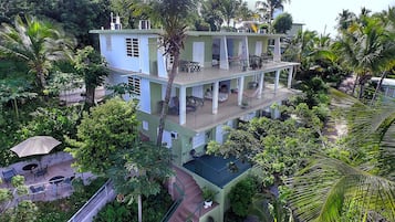Bahagian luar