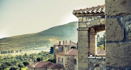Klymeni Traditional Homes