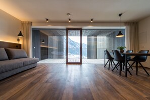 Suite Studio Luxe, vue vallée | Coin séjour