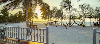 Agu Azul Beach Resort Hotel Boutique