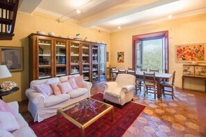 Televisión de pantalla plana 