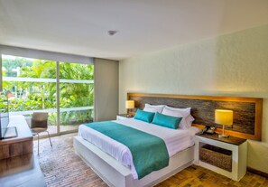 Premium bedding, in-room safe, desk, blackout drapes - Hotel Estelar Playa Manzanillo (Cartagena)