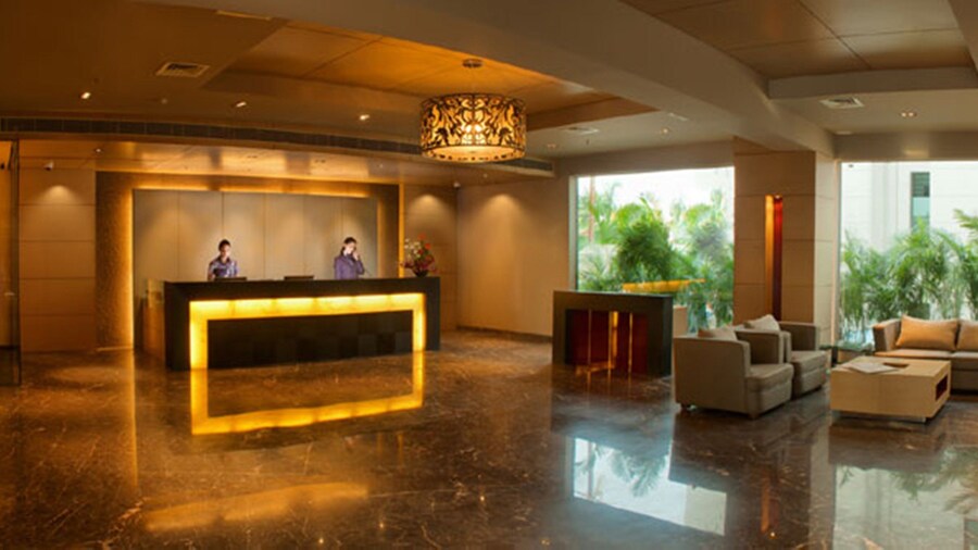 Royal Orchid Central, Vadodara