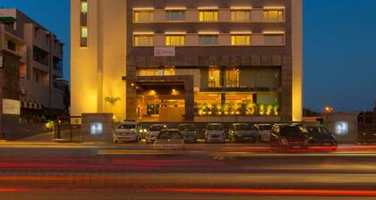 Royal Orchid Central, Vadodara
