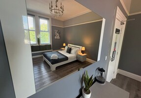 Quarto casal | Ferros/tábuas de passar roupa, Wi-Fi de cortesia, roupa de cama