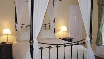 Kamar Double, ensuite (Firle - Four Poster)