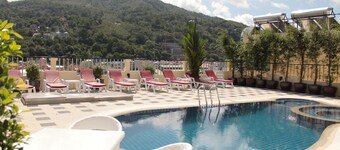 Patong Hemingway's Hotel