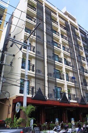 Exterior - Patong Hemingway's Hotel (Patong)
