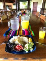 Desayuno continental incluido todos los días