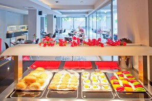 Buffet - Oktober Downtown Boutique Hotel (Rhodes)