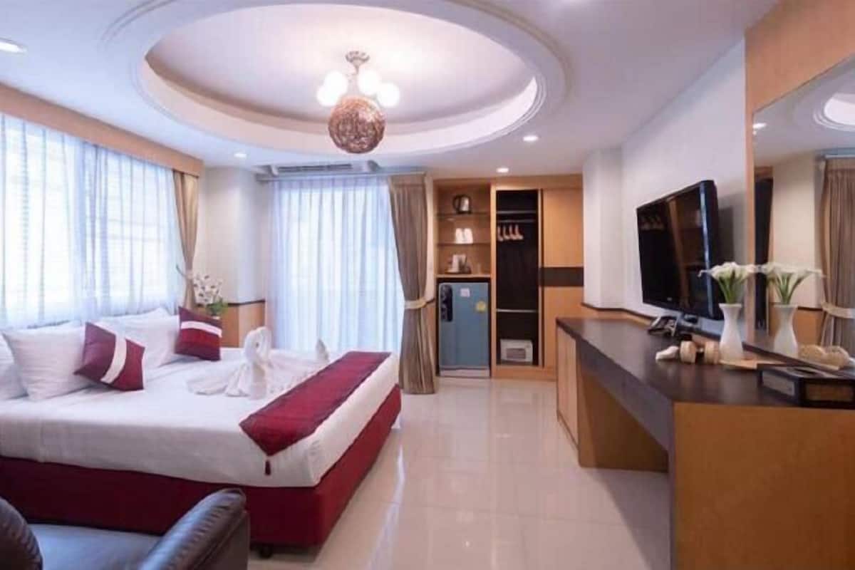1 sovrum, sängtillbehör av högsta kvalitet och minibar