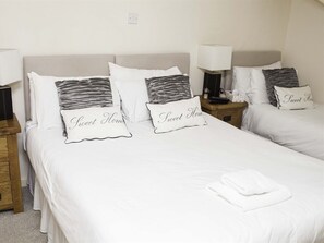 Suite Superior, ensuite (Sleeps upto 3 people)