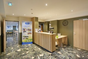 Reception - Hôtel Eliova- L'Eau Vive (Chatel)