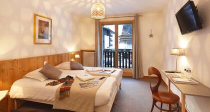 Hôtel Eliova- L'Eau Vive