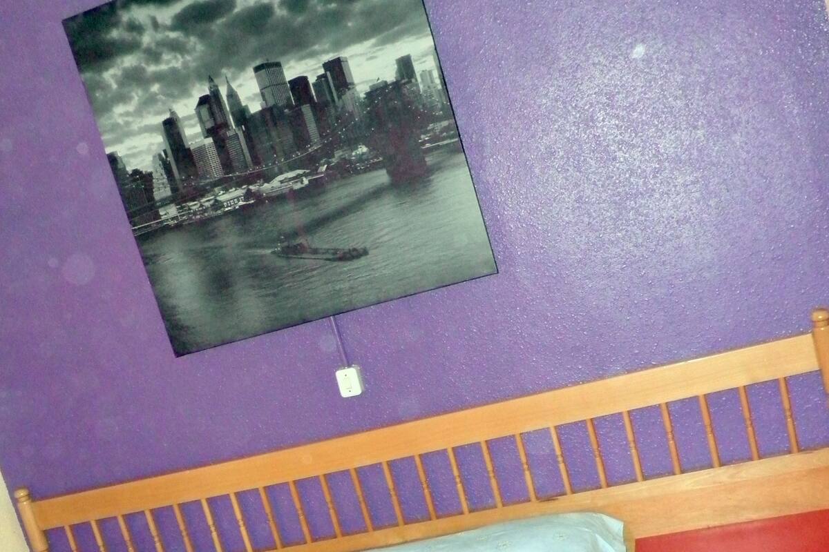 Double Room, 1 Katil Kelamin (Double), Shared Bathroom | Meja, Wi-fi percuma, cadar katil