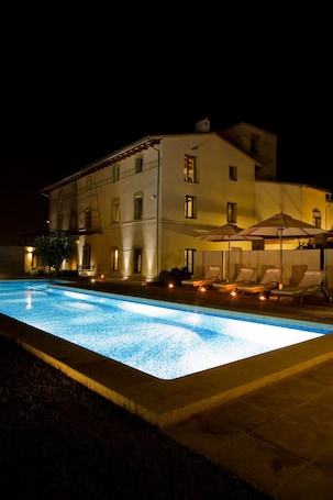 Seasonal outdoor pool, pool umbrellas, pool loungers. La Mozaira