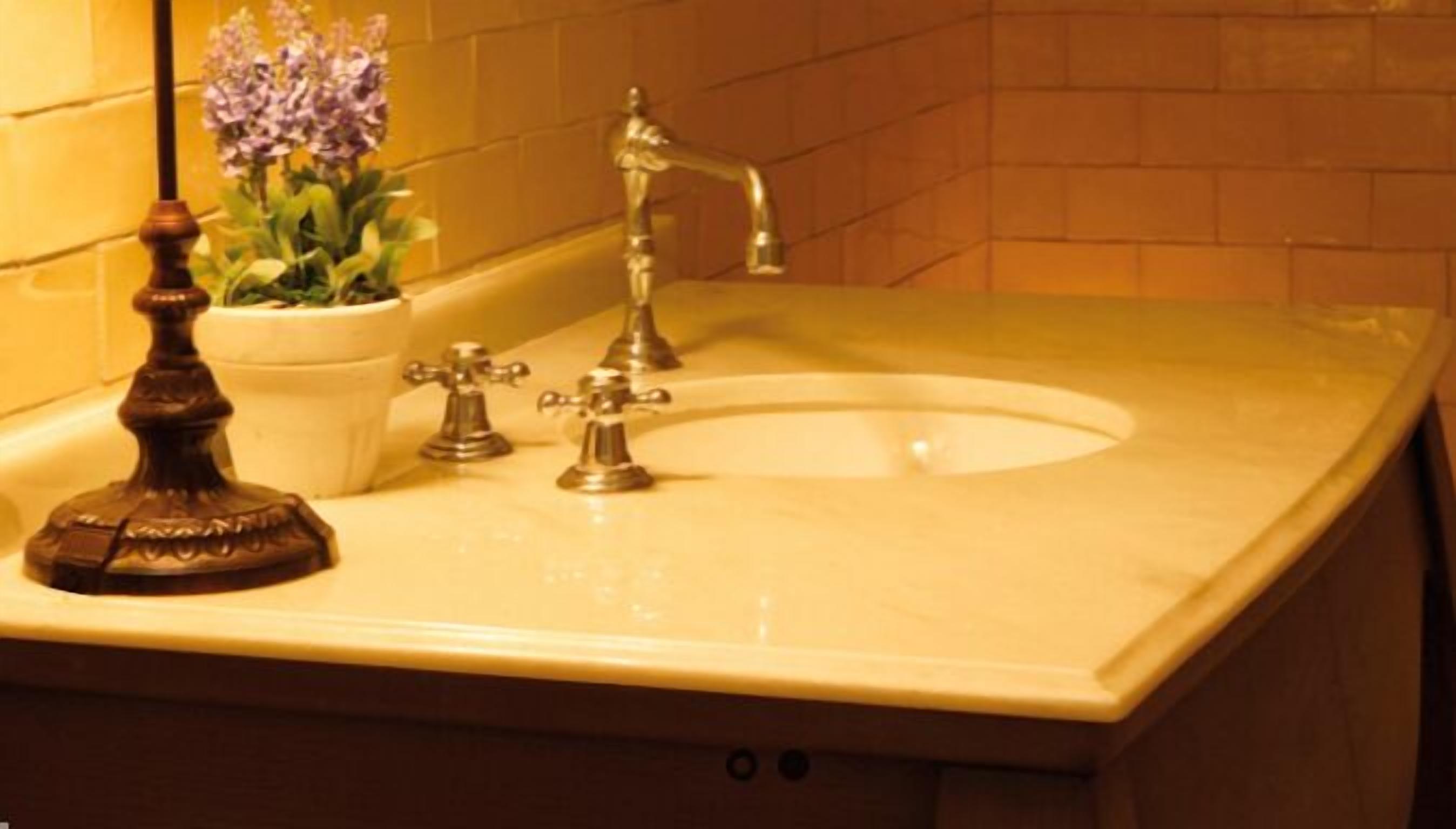 superior double room | bathroom sink
