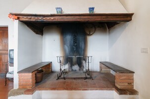 Apartment, Terrace, Valley View (Montello 1) | 1 bedroom, desk, soundproofing, iron/ironing board