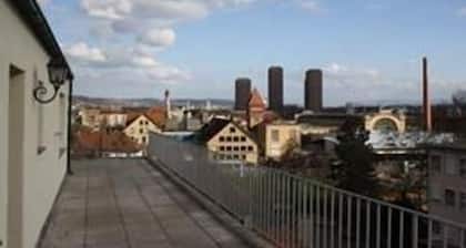 Letzigrund Apartments