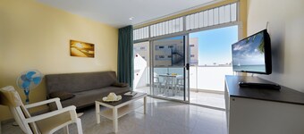 Strelitzias Apartments