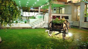 Unclassified image, 5 of 43, button - Srbija Hotel (Vrsac)