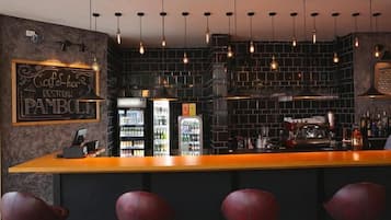 Bar (en la propiedad)