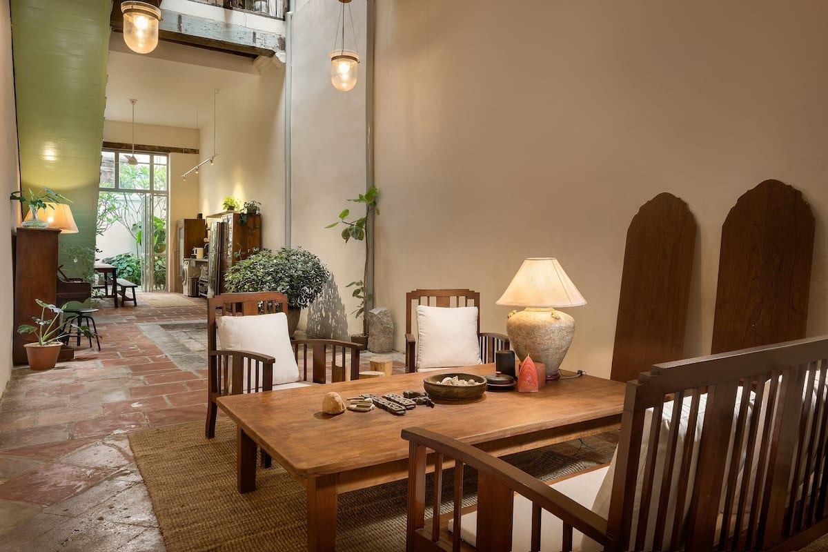 Townhome, 1 King Bed with Sofa bed, City View (Not On Site) | Living area | 42-inch LED TV with satellite channels, TV, Netflix