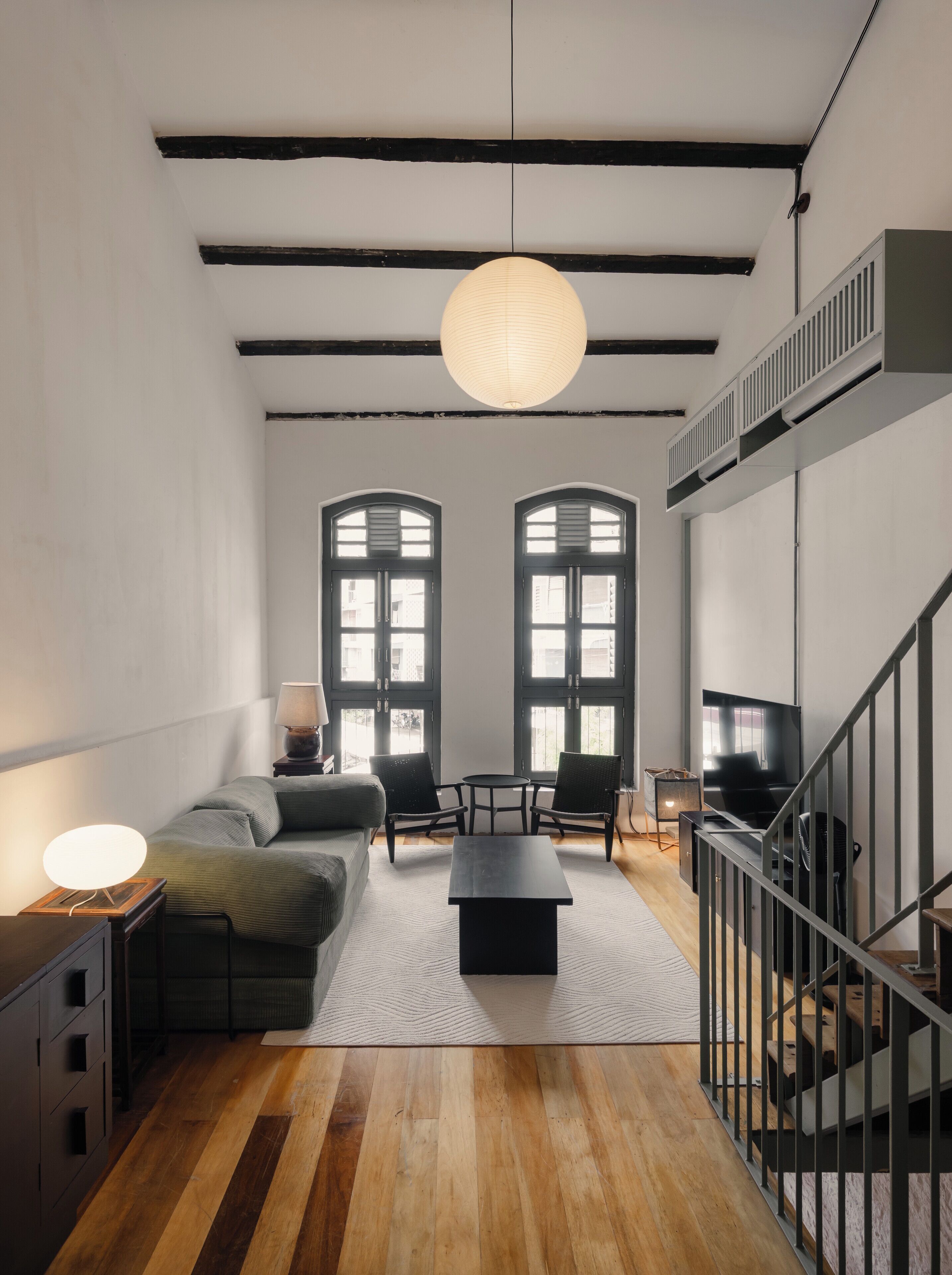 townhome, multiple beds, city view (not on site) | living area | 42-inch led tv with satellite channels, tv, netflix