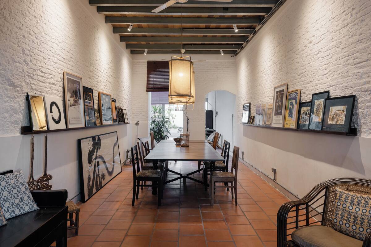 Townhome, Multiple Beds, City View (Not On Site) | Living area | 42-inch LED TV with satellite channels, TV, Netflix
