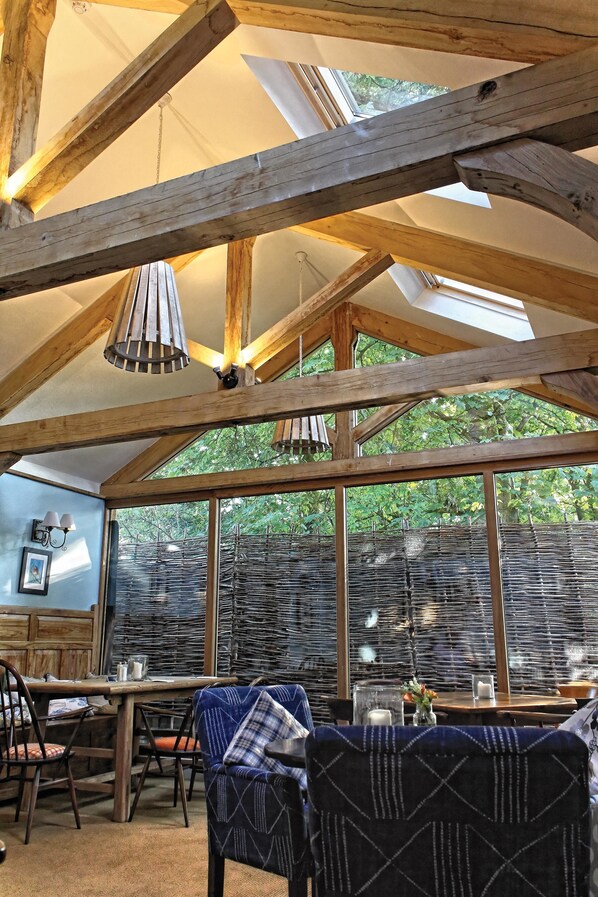 Restaurant - The Wheatsheaf Inn (Kendal)