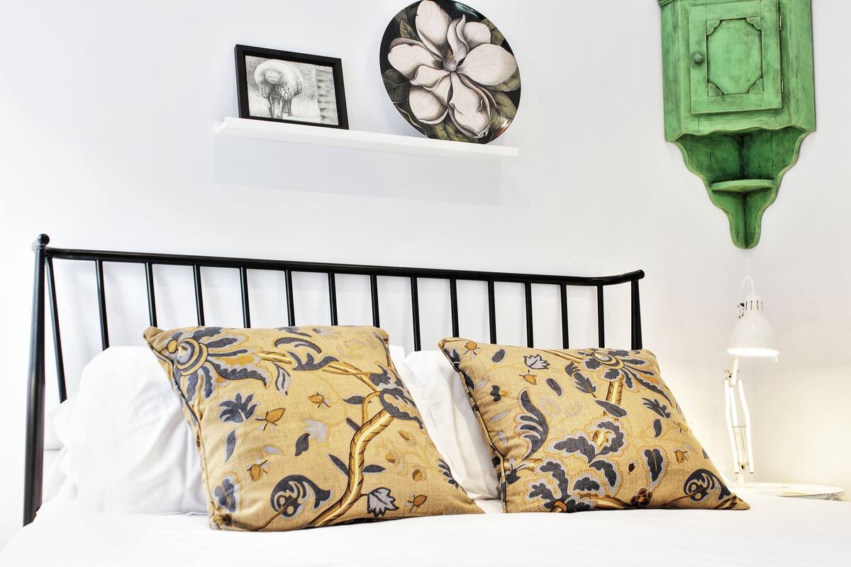 Deluxe Double Room, 1 Double Bed, Non Smoking | Soundproofing, free WiFi, bed sheets