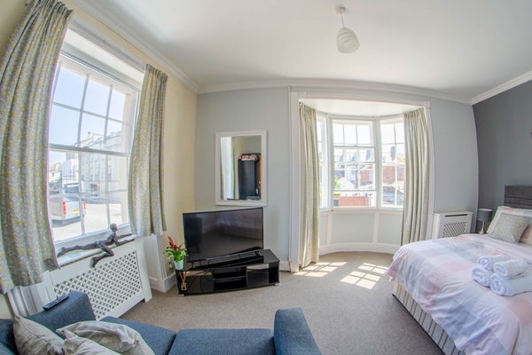 Deluxe Double Room, Ensuite, Sea View (1st Floor)