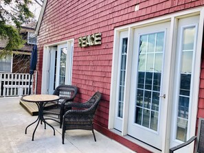 套房 (1 King Bed - Paris) | 露台/庭院