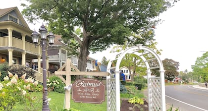 Redwood Bed and Breakfast