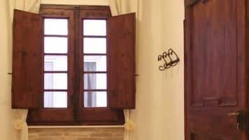 Double or Twin Room, Private External Bathroom | Down duvets, minibar, WiFi