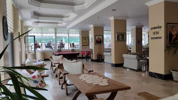 Sala de estar en el lobby